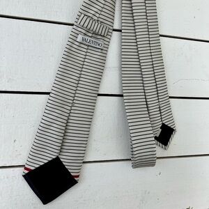 👔VALENTINO~Mens Tie👔